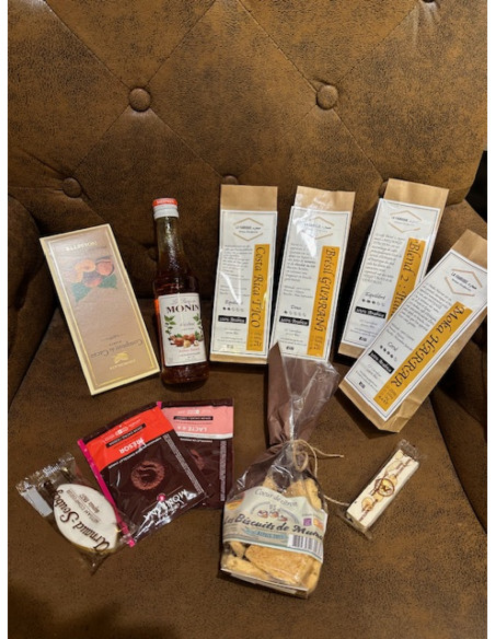 Coffret 4 cafés + gourmandises